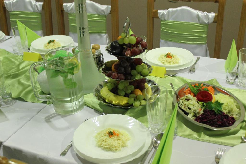 Hotel Czardasz เชสเนีย ภายนอก รูปภาพ